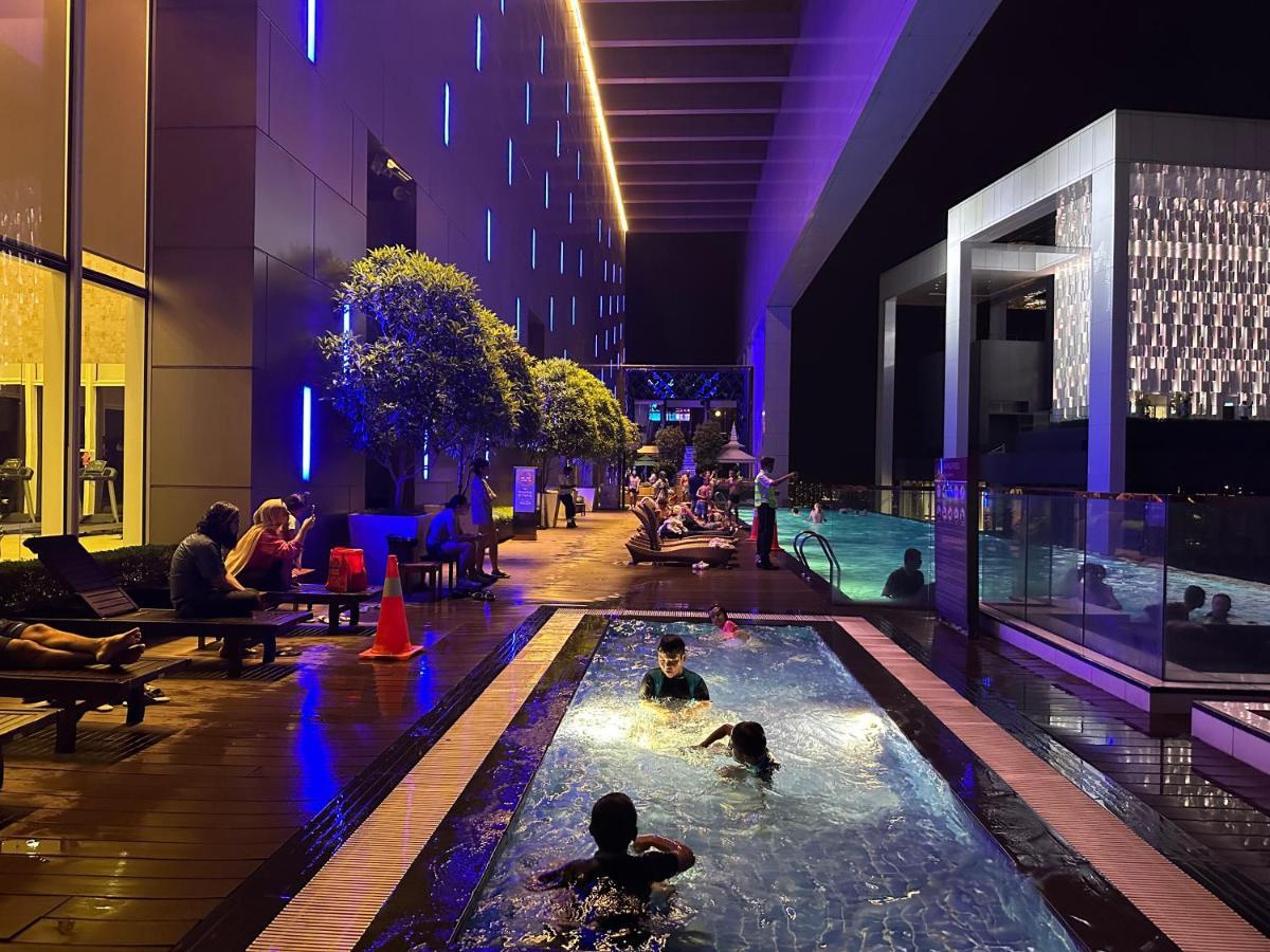 The Platinum Kuala Lumpur By Cozy White Apartman Kültér fotó